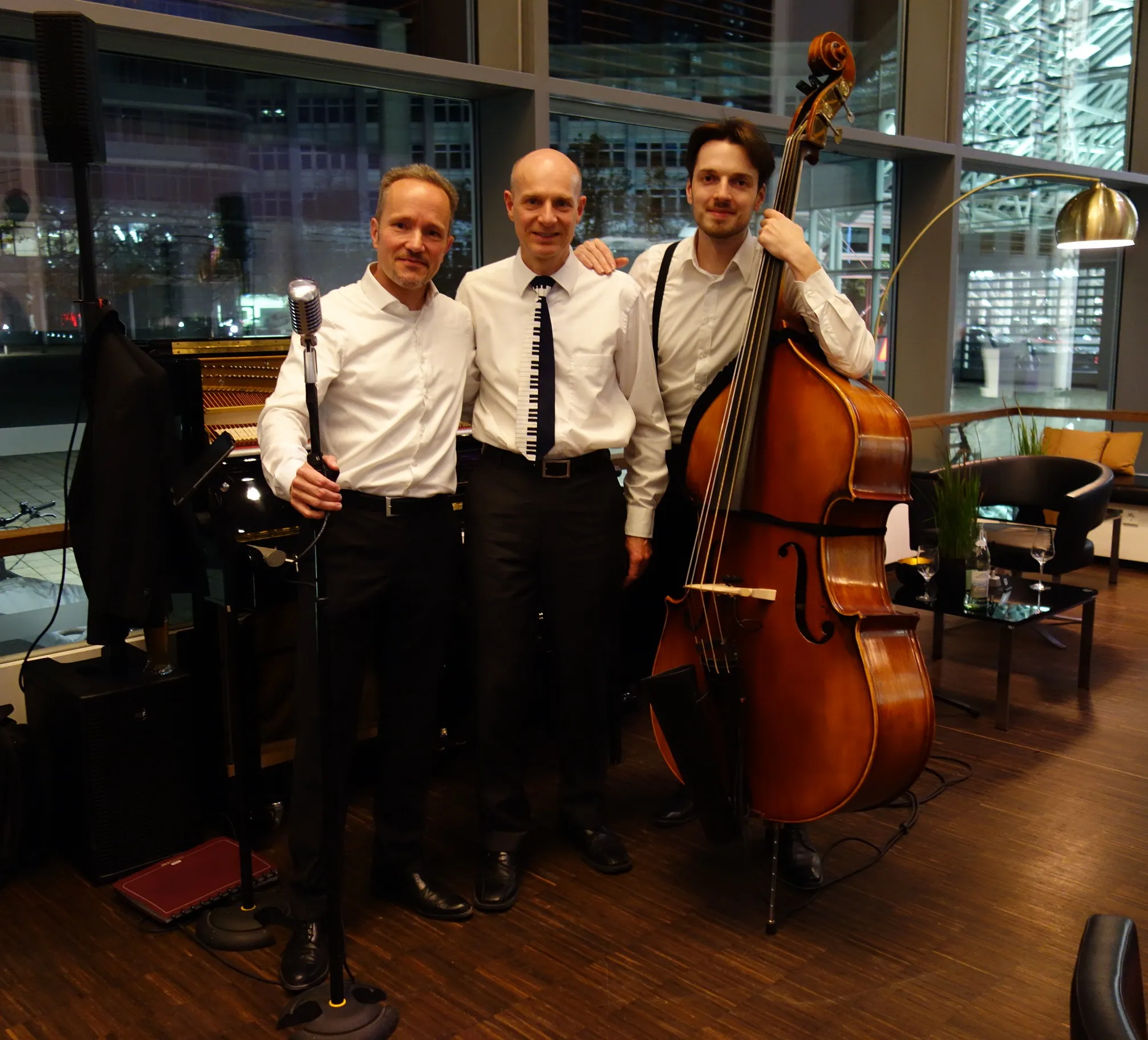 Jazz of Course Trio - After Work Jazz Lounge